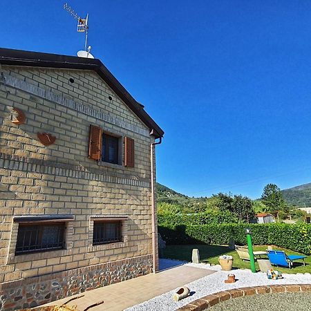Spicchio Di Luna - Casa Vacanze Albiano Magra المظهر الخارجي الصورة